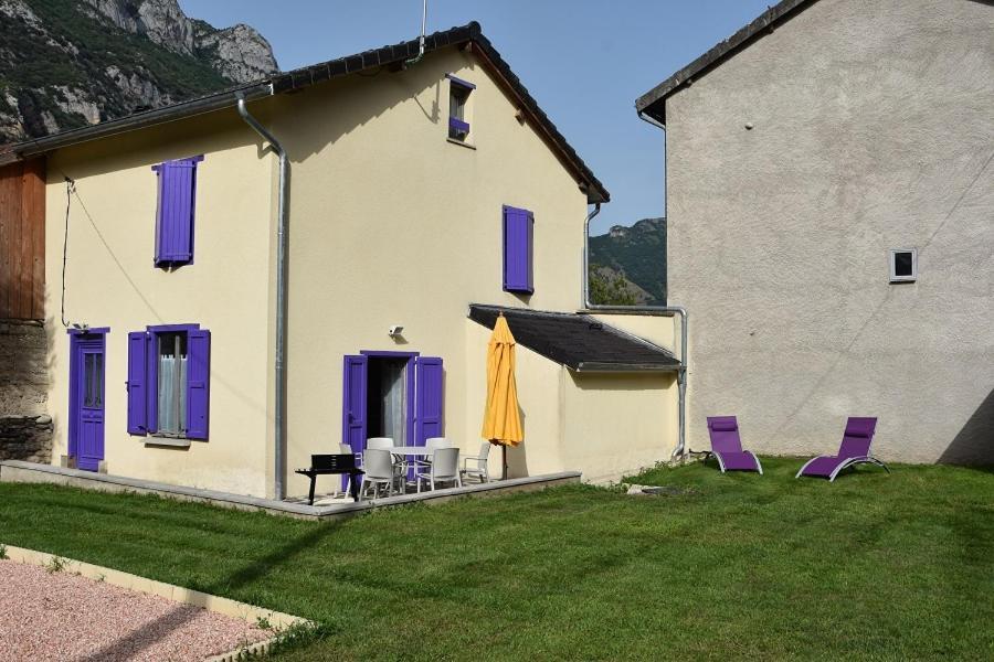 La Glycine Villa Sinsat Exterior foto